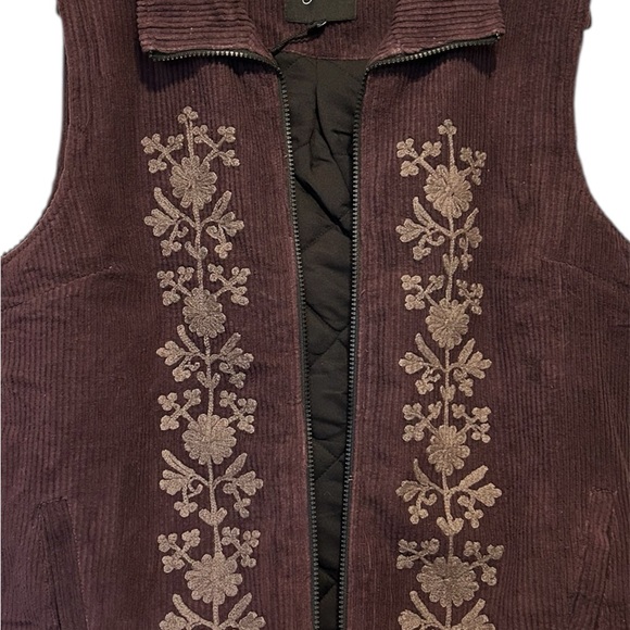 NWT..Young Threads Corduroy Embroidered Vest XL Dark eggplant/tag says brown - Picture 9 of 12
